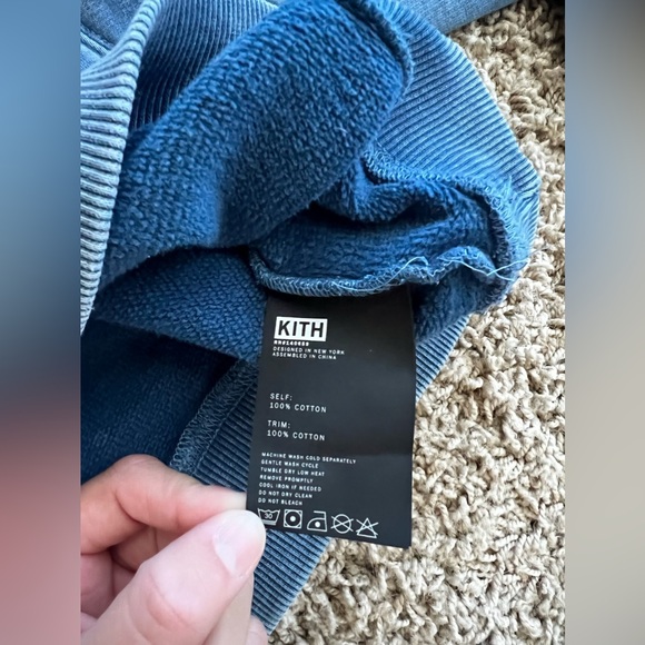 Kith Cropped Hoodie - Picture 7 of 7